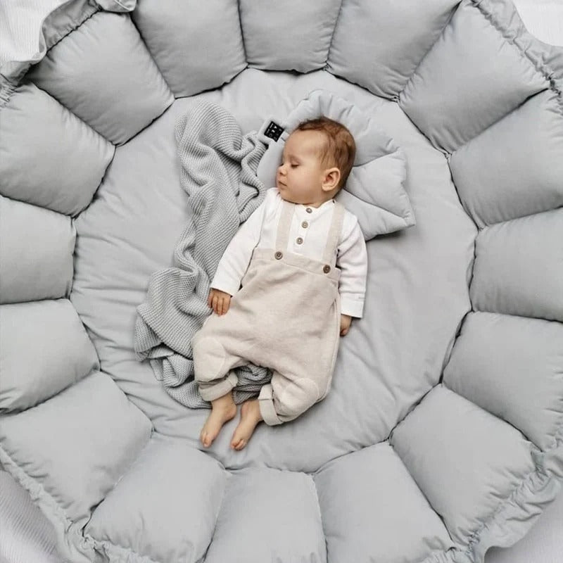 Réducteur de lit bébé – Cocon douillet