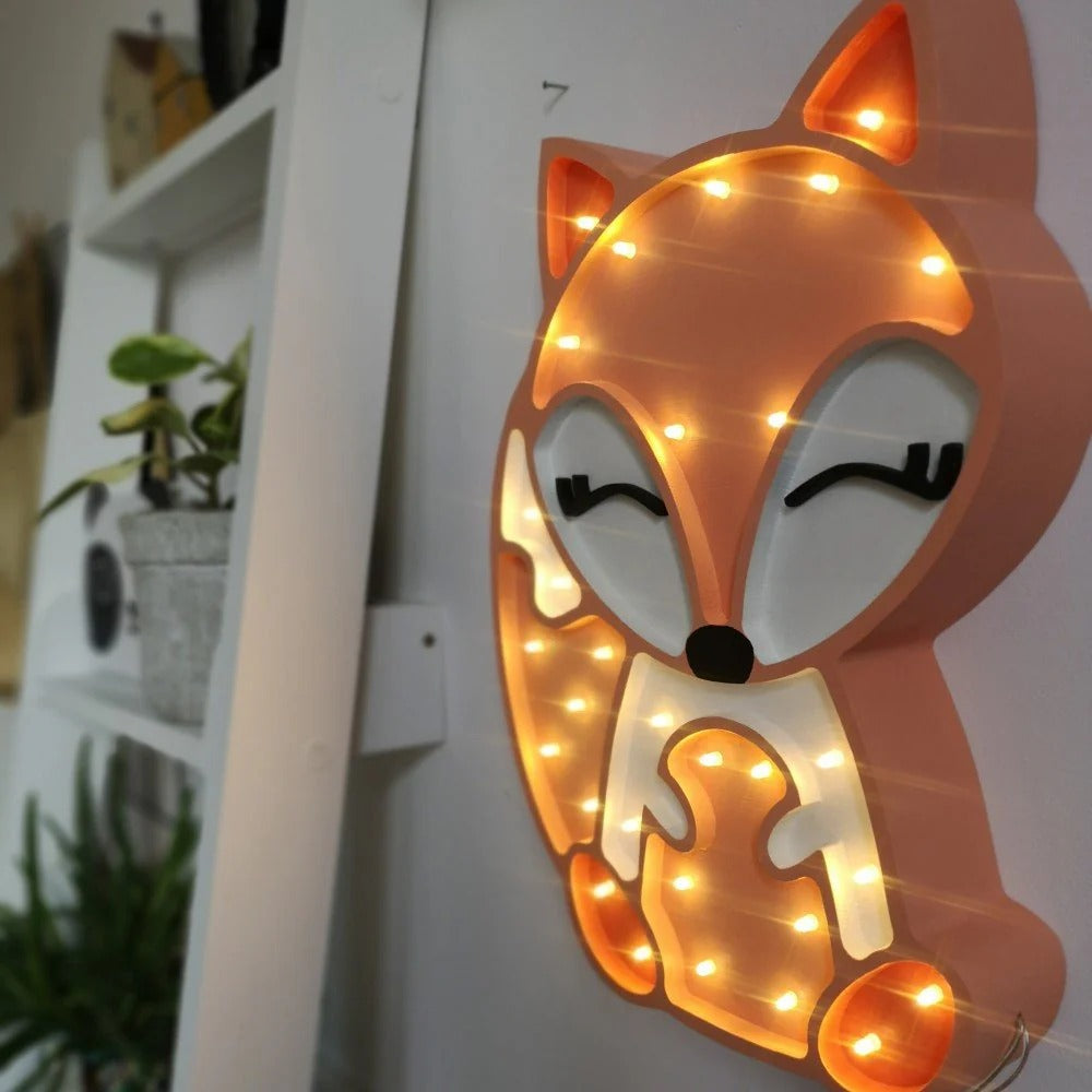 Lampe de chevet en bois naturel – Renard