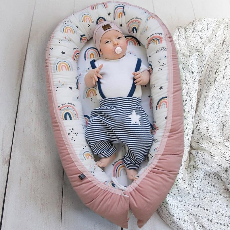 Réducteur de lit bébé – Arc-en-ciel